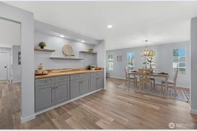 2402 Larlin Drive, Everett, WA 98203 - Photo 14