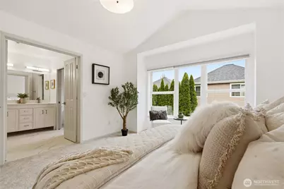 15648 NE 93rd Wy #B1702, Redmond, WA 98052 - Photo 18