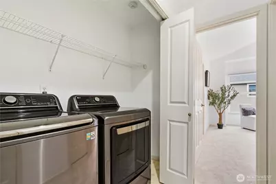 15648 NE 93rd Wy #B1702, Redmond, WA 98052 - Photo 16