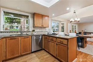 4317 209th Ave NE, Sammamish, WA 98074 - Photo 16