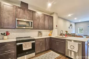 9618 19th Ave SE, Everett, WA 98208 - Photo 2