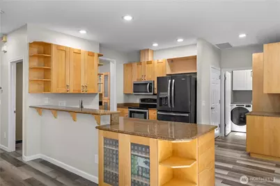 25401 Kanasket Drive, Black Diamond, WA 98010 - Photo 10