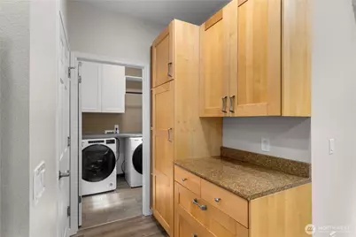 25401 Kanasket Drive, Black Diamond, WA 98010 - Photo 14