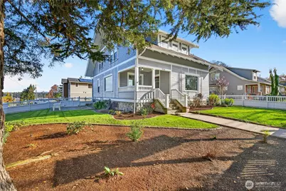 2120 12th Street, Anacortes, WA 98221 - Photo 2