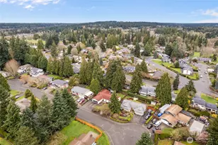 8924 NE 191st Pl, Bothell, WA 98011 - Photo 36