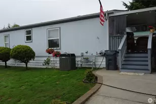 1019 Stanford Dr, Cosmopolis, WA 98537 - Photo 2