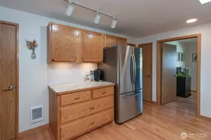 2028 W 5th St, Port Angeles, WA 98363 - Photo 20