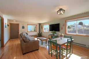 2028 W 5th St, Port Angeles, WA 98363 - Photo 12