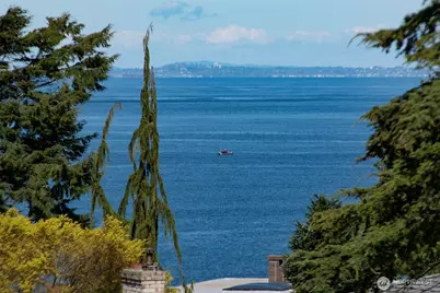 2028 W 5th Street, Port Angeles, WA 98363 - Photo 8