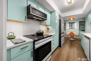 1524 NE 140th St, Seattle, WA 98125 - Photo 6