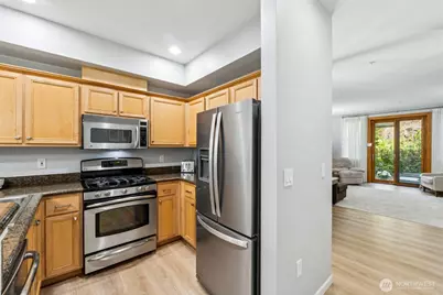 21264 SE 42nd Lane #21264, Issaquah, WA 98029 - Photo 12