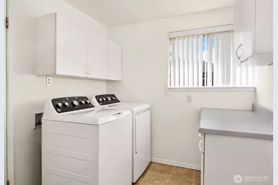 20816 1st Place S, Des Moines, WA 98198 - Photo 16