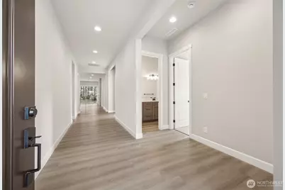 10108 136th Avenue NE #219, Lake Stevens, WA 98258 - Photo 2