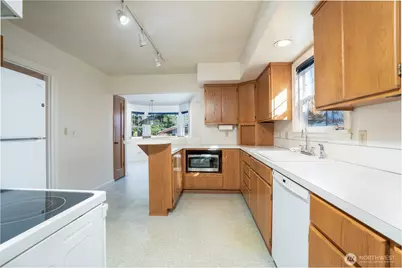 2119 N Union Avenue, Tacoma, WA 98406 - Photo 10