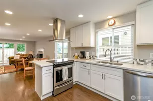 7117 40th St W, University Place, WA 98466 - Photo 6