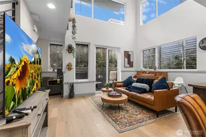 4329 Woodland Park Avenue N, Seattle, WA 98103 - Photo 10