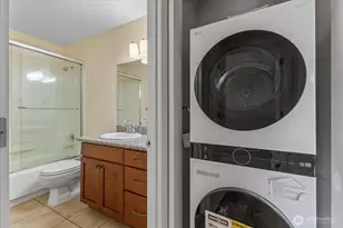 130 105th Ave SE, Bellevue, WA 98004 - Photo 12