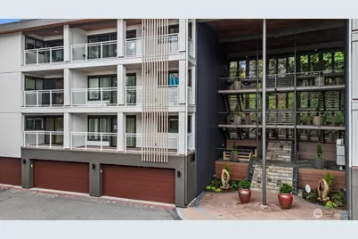 130 105th Avenue SE #108, Bellevue, WA 98004 - Photo 1