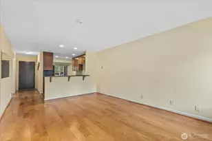 130 105th Ave SE, Bellevue, WA 98004 - Photo 6