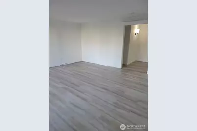 23003 Marine View Drive S, Des Moines, WA 98198 - Photo 18