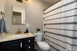 415 SE 5th St, College Place, WA 99324 - Photo 12