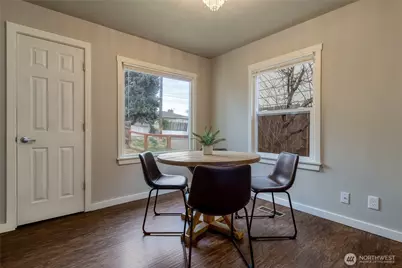 415 SE 5th Street, College Place, WA 99324 - Photo 8