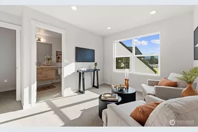 706 Newport Way NW, Issaquah, WA 98027 - Photo 36