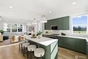 706 Newport Way NW, Issaquah, WA 98027 - Photo 12