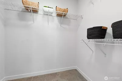 706 Newport Way NW, Issaquah, WA 98027 - Photo 28