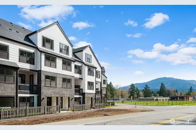 720 Newport Way NW, Issaquah, WA 98027 - Photo 12