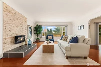 1900 S 104th, Seattle, WA 98168 - Photo 2