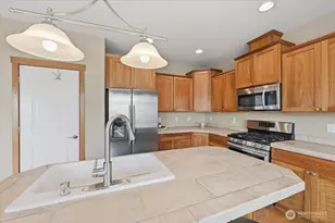 17103 138 Ave Ct E, Puyallup, WA 98374 - Photo 16