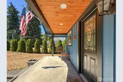 615 W 12th Street, Port Angeles, WA 98362 - Photo 2