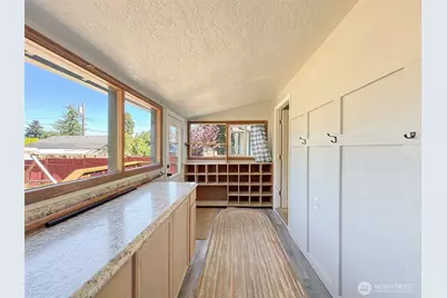 615 W 12th Street, Port Angeles, WA 98362 - Photo 32