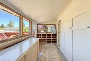 615 W 12th St, Port Angeles, WA 98362 - Photo 32