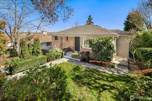 4006 26th Ave W, Seattle, WA 98199 - Photo 2