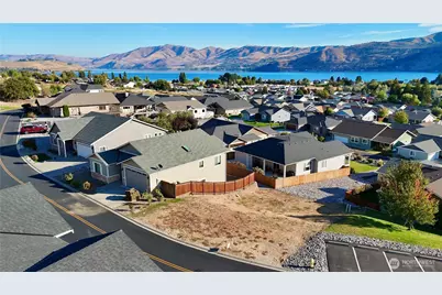 516 Village Drive, Manson, WA 98831 - Photo 10