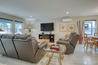 725 Wood Duck Avenue SE, Ocean Shores, WA 98569 - Photo 4