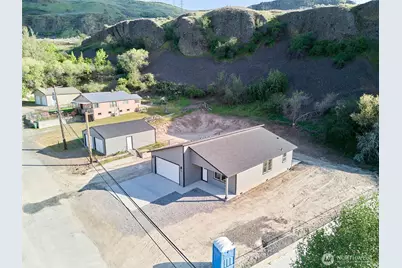 443 Partello Park, Grand Coulee, WA 99133 - Photo 2