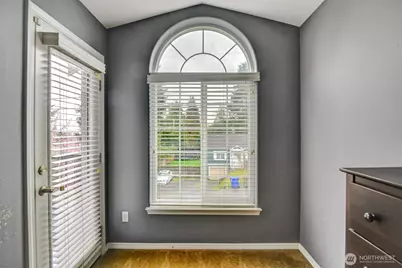 7402 Olympic Drive, Everett, WA 98203 - Photo 16