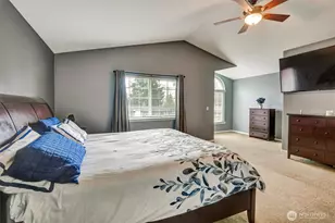 7402 Olympic Dr, Everett, WA 98203 - Photo 12