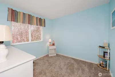 401 Pennie Lane, Bremerton, WA 98310 - Photo 22