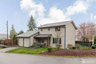 401 Pennie Ln, Bremerton, WA 98310 - Photo 1