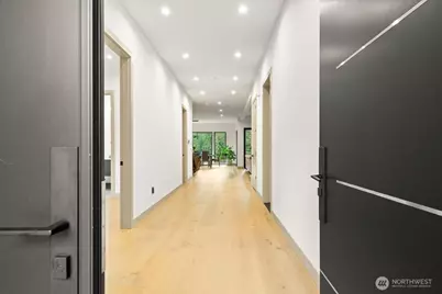 22713 SE 34th Court, Sammamish, WA 98075 - Photo 4