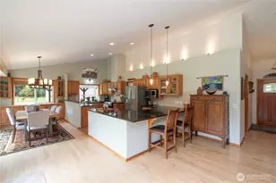 1082 Ripplebrook Dr, Port Angeles, WA 98362 - Photo 10