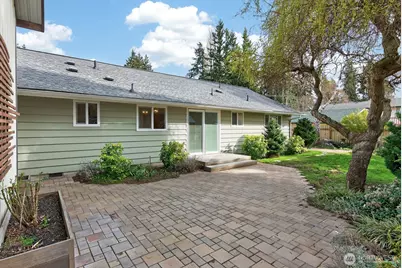 1500 E Fairhaven Avenue, Burlington, WA 98233 - Photo 28