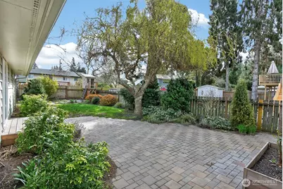 1500 E Fairhaven Avenue, Burlington, WA 98233 - Photo 30