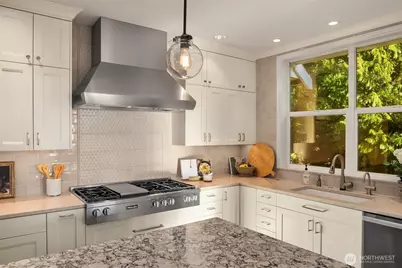 17620 SE 106th Street, Renton, WA 98059 - Photo 14