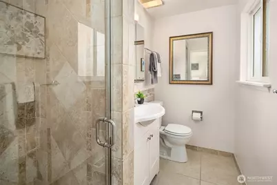 17838 Wallingford Avenue N, Shoreline, WA 98133 - Photo 14