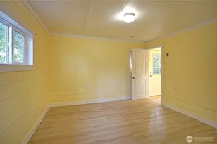 566 Sundin Dr, Camano Island, WA 98282 - Photo 10